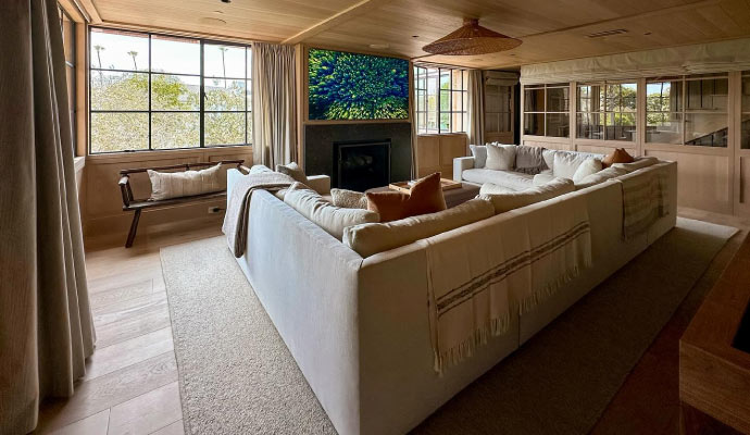 Furniture & Room Integration